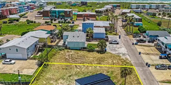 613 Island Retreat Road