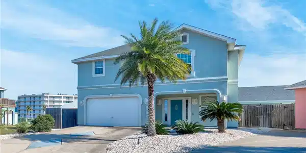 1813 Palisades Drive