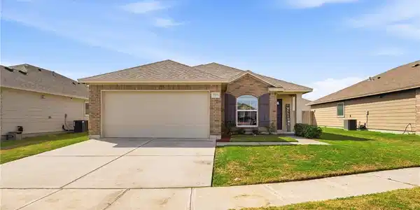 7705 Pruet Drive