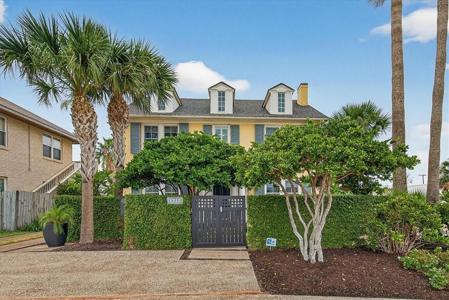 1213 Ocean Dr