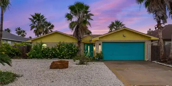 15718 Escapade Street