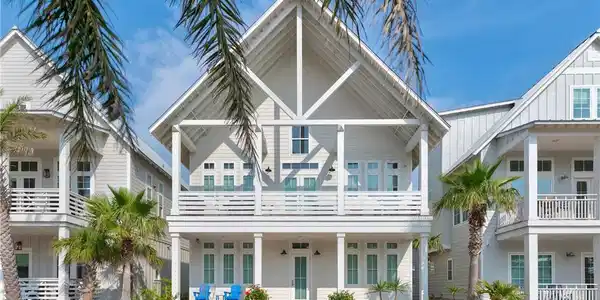 144 Barefoot Lane