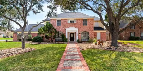 8002 Villefranche Drive