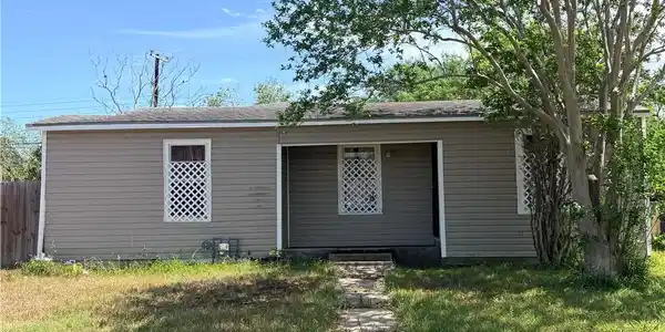 3914 Naples Street