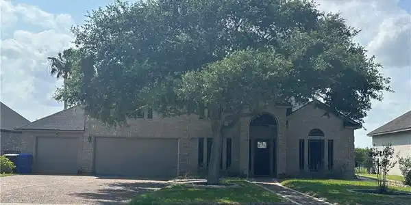 6333 Oso Parkway
