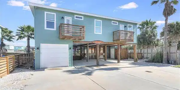 2727 S 11th Street