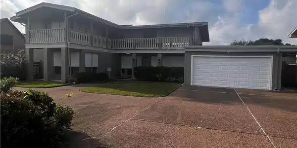 5445 Ocean Drive