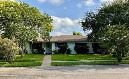 203 Carmel Dr