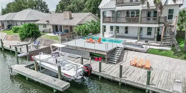 120 Palm Drive