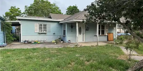 1106 Bobalo Drive