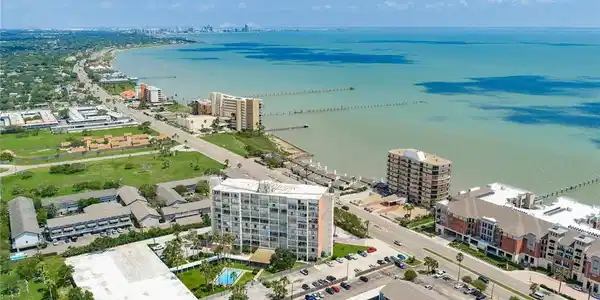 4600 E Ocean Drive