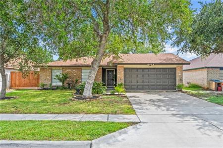 5213 Inverness Drive
