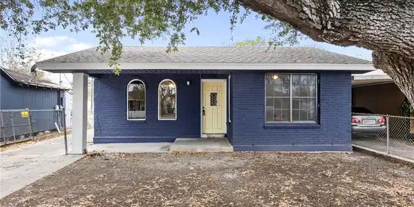 3033 Elgin Street