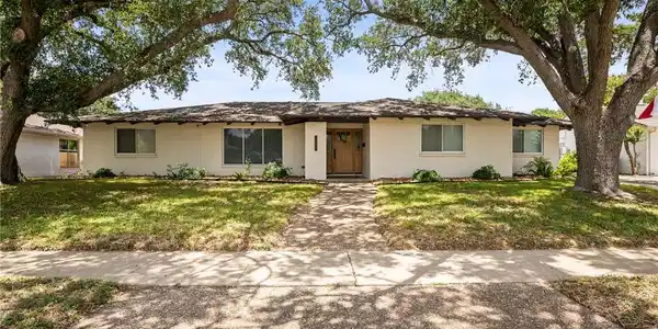 4822 Augusta Drive