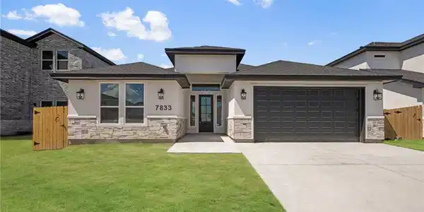 7833 Leylah Drive