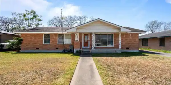3301 Casa Blanca Drive