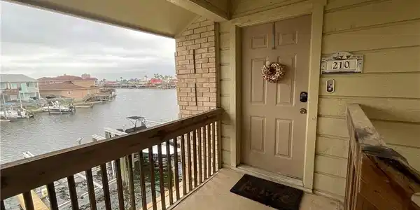 15421 Seamount Cay Court