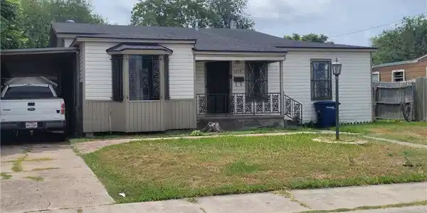 1438 Melbourne Drive