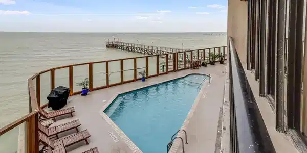 4350 Ocean Drive