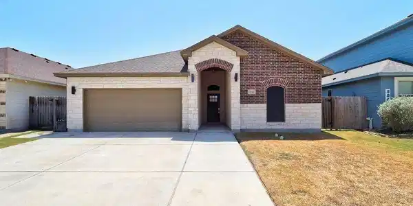 3842 Pennine Way