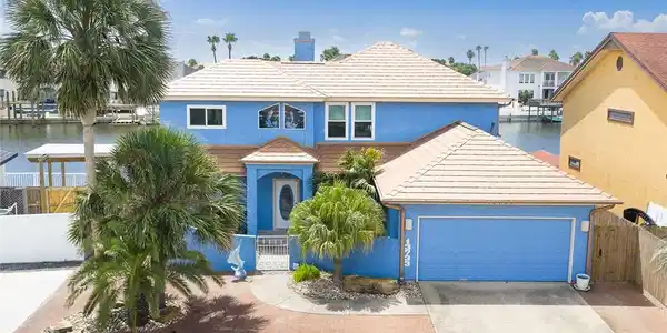 13733 Cayo Cantiles Street