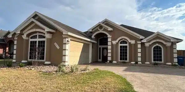 6013 Bobtail Drive