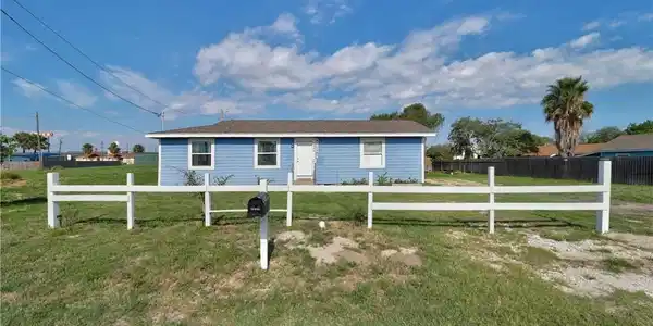 1008 Mounts Drive