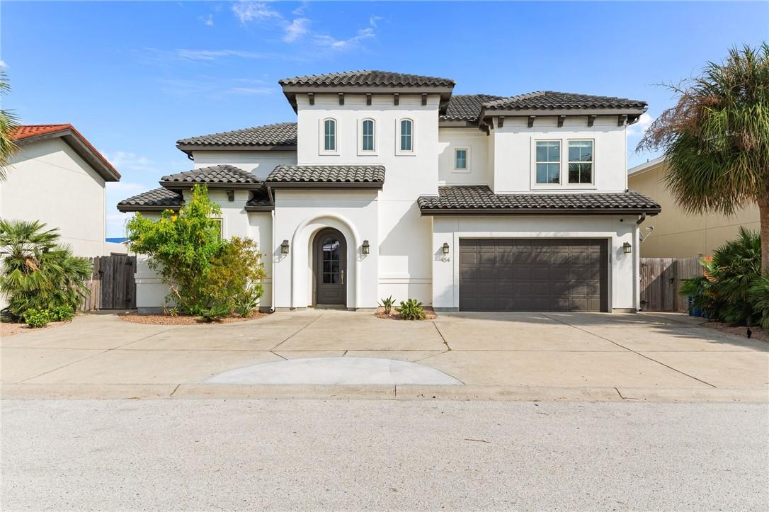 Image 1: Driveway Parking For 4 vehicles plus 2 car garage!
