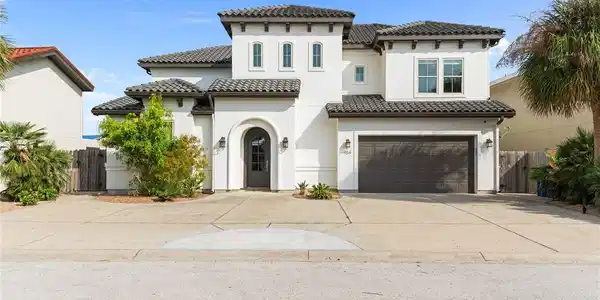 454 Bahia Mar