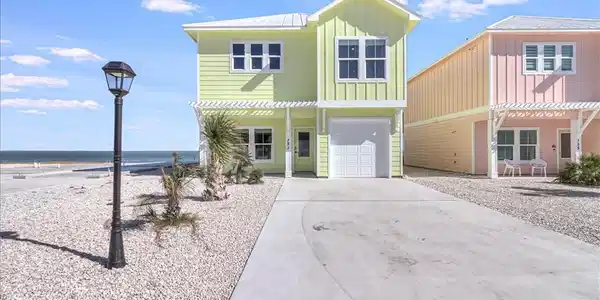 151 Seven Palms Drive