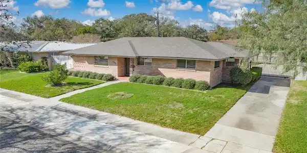 510 Coral Place