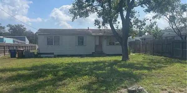 4009 Sweet Bay Drive