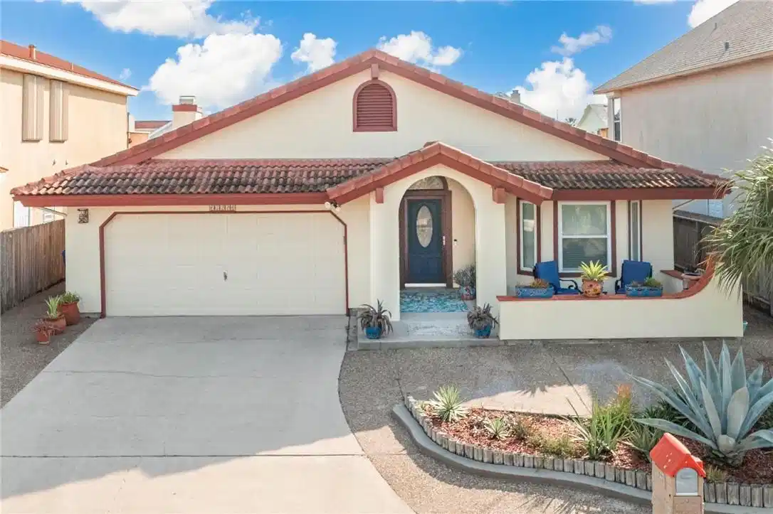Image 1: Welcome to 15226 Isabella Ct