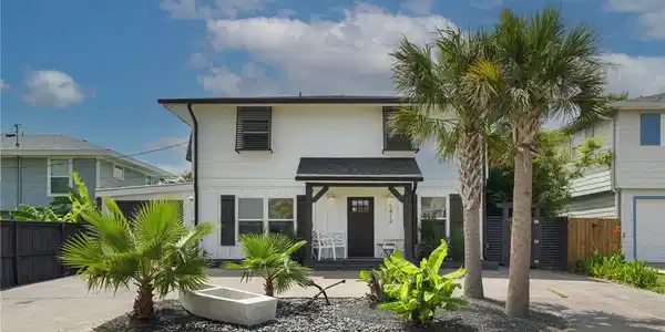 1412 Sea Secret Street