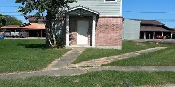 4234 Walnut Hills Drive