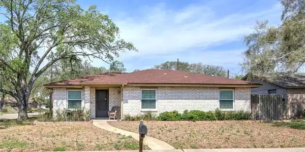4301 Woodland Creek Drive