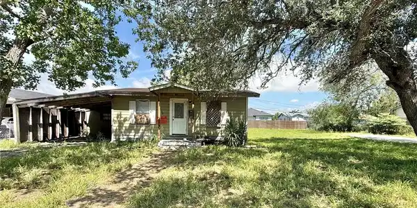 3021 Carver Drive