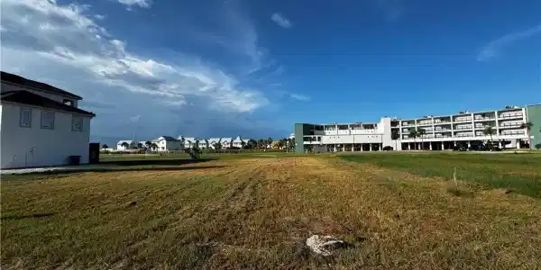 138 Mariners Drive
