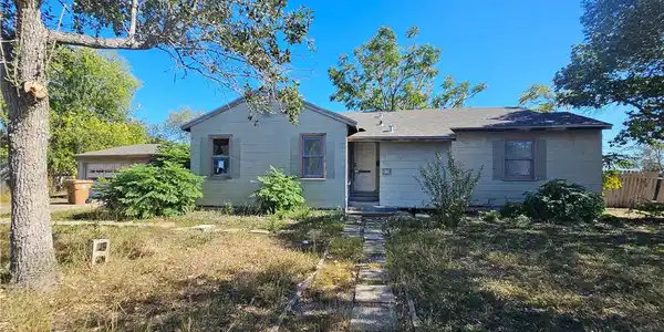 479 Homecrest Street
