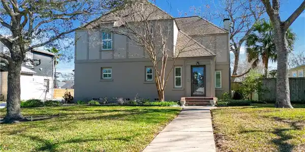 521 Del Mar Boulevard