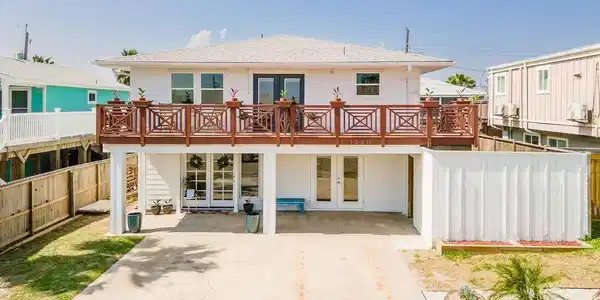 1330 Whispering Sands Street