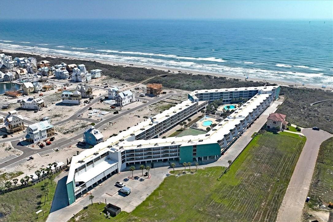 Image 2: Beach side resort condo with 2 pools!