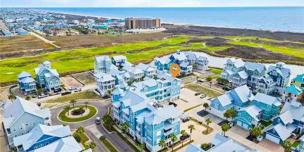 137 Palmilla Cir