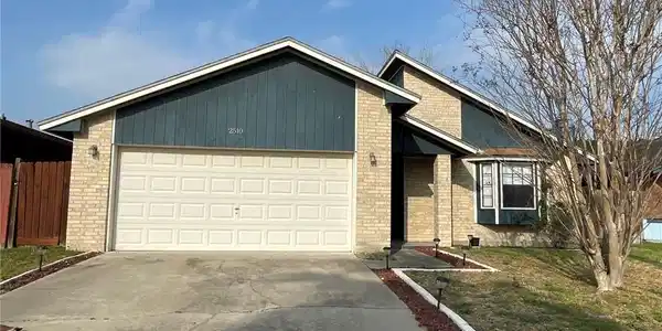 2510 Crestlea Drive
