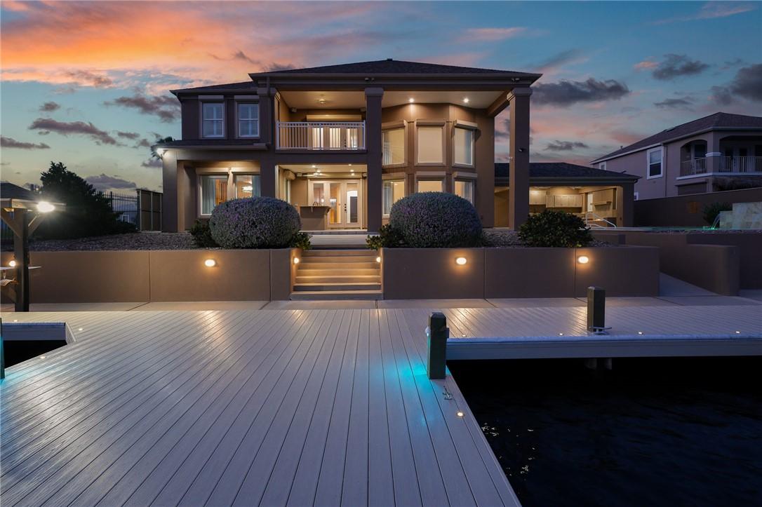 Image 2: Lighted Dock