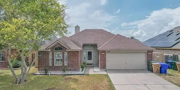 1813 Spanish Trail