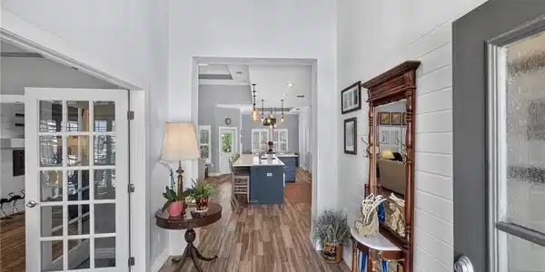 Image 2: Welcome to this amazing home!