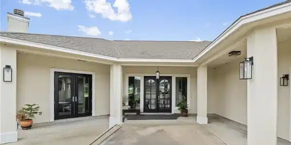 6002 Garden Court Court