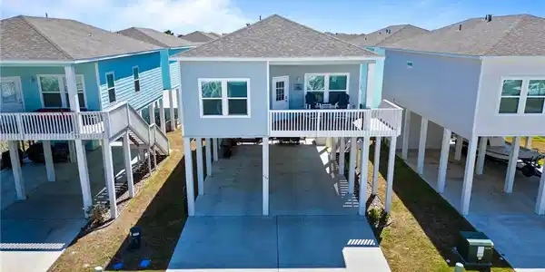 107 Caledonia