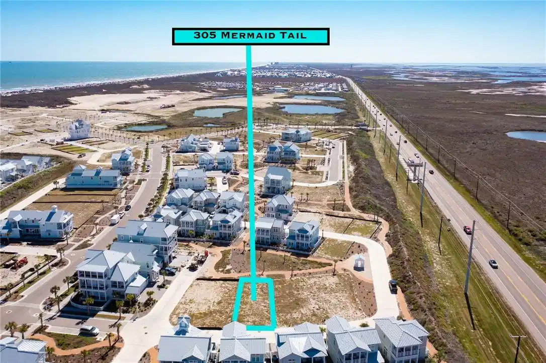 Image 1: Lot lines are approximate
